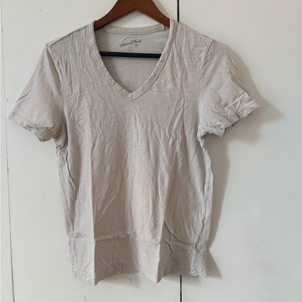 Universal Thread Women's Short Sleeve V-Neck Tee - White/Light Gray